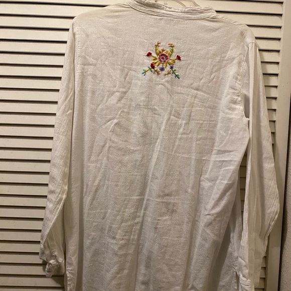 Embroidered festive top - Picture 6 of 6